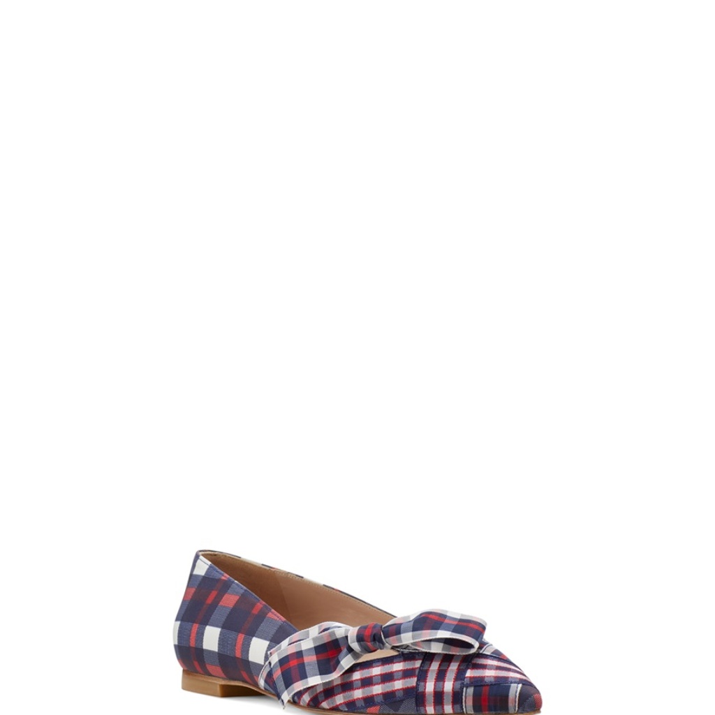 Ladies Size 9 Stuart Weitzman Flats